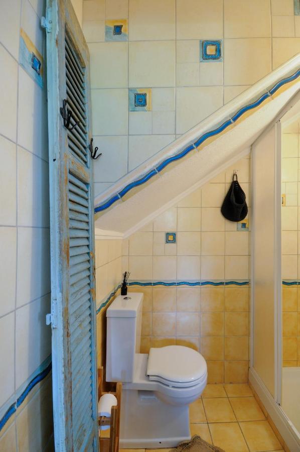 Seathon Seafront Beach Villa In Kalamitsi Extérieur photo