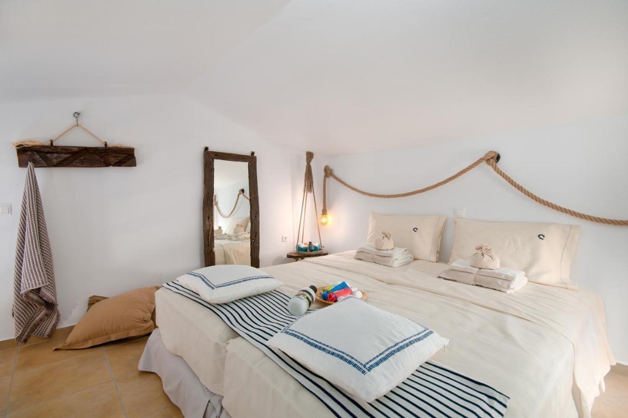 Seathon Seafront Beach Villa In Kalamitsi Extérieur photo